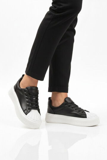 Black White Lace-Up Unisex Sneakers Grov 410 G