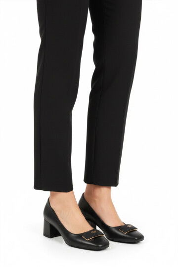 Black Skin Thick Heeled Womens Evening Shoes 695039 Z