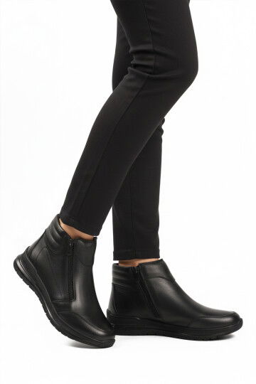 Black Genuine Leather Zippered Non-Slip Sole Womens Boots 2004 Z