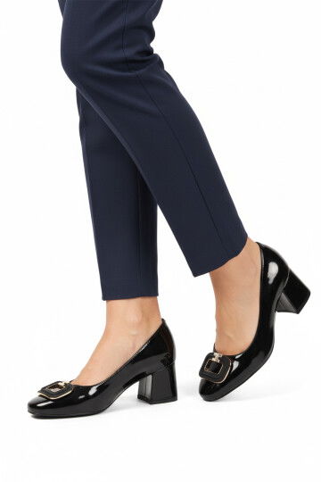 Black Patent Leather Thick Heeled Womens Evening Shoes 695040 Z