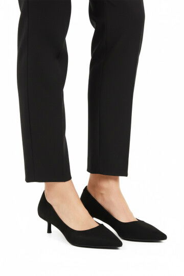 Black Suede Lightweight Womens Thin Low Heel Shoes 458343 Z