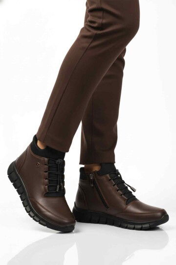 Kahve Hakiki Deri İçi Polarlı Kaymaz Fermuarlı Kadın Bot 3615 Z