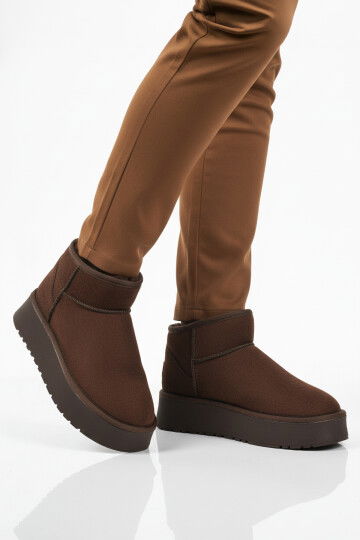 Kahve İçi Kürklü Soğuğa Dirençli Kadın Bot U-400 Z
