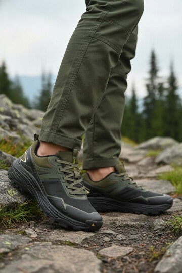 Siyah Kaymaz Taban Suya Dirençli Erkek Outdoor Trekking Ayakkabı 350497A