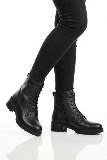 Siyah Hakiki Deri Bağcıklı Kadın Bot 2680-1 Z