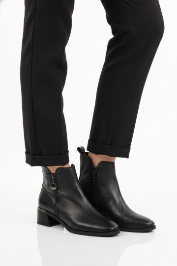 Siyah Hakiki Deri Polarlı Kaymaz Fermuarlı Kadın Topuklu Bot 9780-1 Z