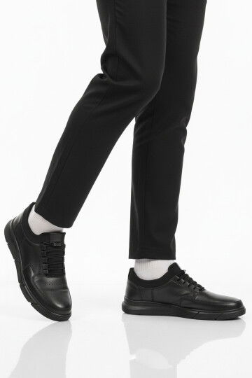 Black Genuine Leather Rubber Laced Mens Casual Shoes 137 M