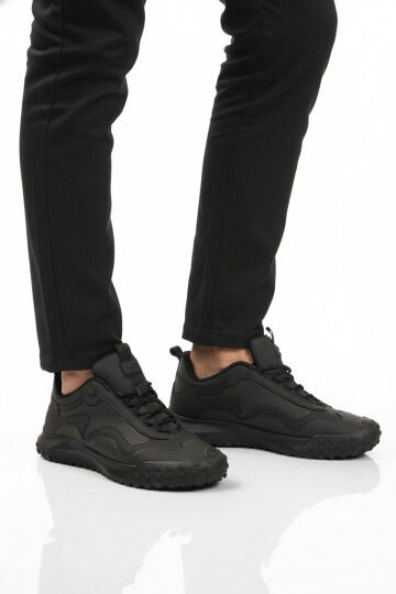 Siyah Bağcıklı Kaymaz Taban Erkek Spor Ayakkabı Mosk 2049 M