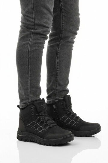 Siyah İçi Kürklü Kaymaz Taban Unisex Bot 700 G