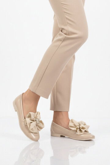 Bej Hafif Fiyonk Kurdeleli Kadın Babet Ayakkabı 572485 Z