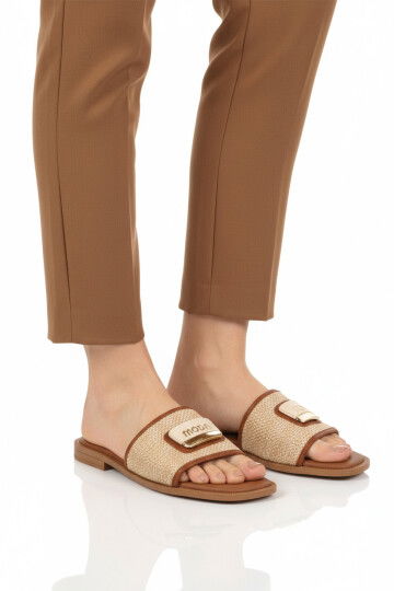 Bej İnce Taban Hafif Kadın Günlük Terlik 422255 Z