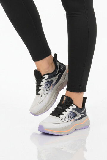 Beyaz Hafızalı Taban Hafif Esnek Bağcıklı Kadın Spor Ayakkabı PCI-11606 G