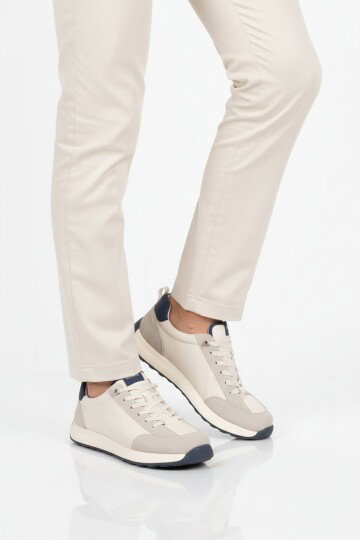 Beyaz Bağcıklı Hafif Erkek Casual Ayakkabı 26Y516  M