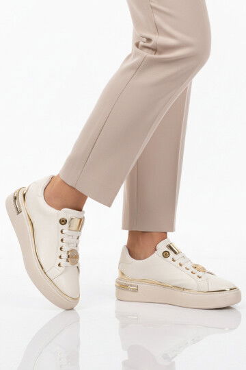 Beyaz Bağcıklı Taş İşlemeli Hafif Kadın Sneaker 431156 Z