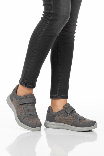 Füme Cırtlı Fileli Hafif Hava Alabilen Unisex Spor Ayakkabı 616 G