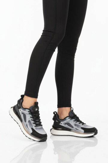 Gri Siyah Fileli Hafif Esnek Hafızalı Taban Unisex Spor Ayakkabı PCI-10106 G