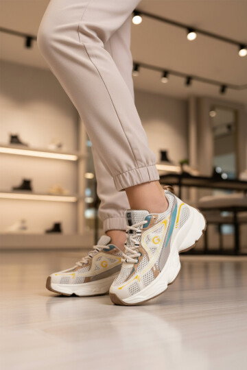 Sarı Fileli Hava Alabilen Kalın Rahat Tabanlı Bağcıklı Kadın Yürüyüş ve Spor Ayakkabı Sneaker 26Y353