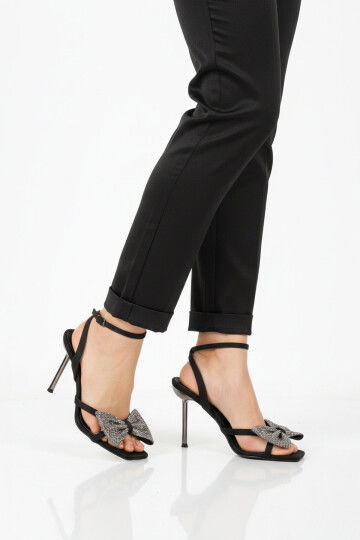 Siyah İnce Uzun Topuklu Kadın Abiye Ayakkabı 588001 Z