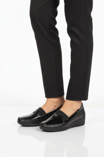 Siyah Kadın Dolgu Topuklu Ayakkabı PC-54947 Z