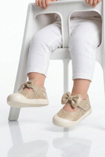 Altın Cırtlı Hafif Fiyonk Detaylı Anatomik Bebek Ayakkabı Darla İA