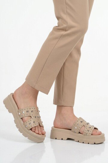 Bej Hafif Kalın Taban Kadın Terlik 35350 Z