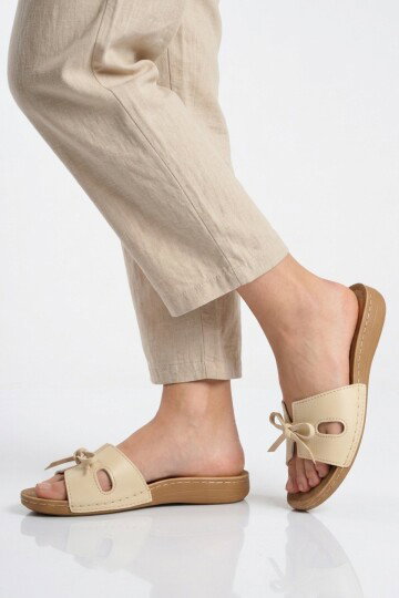 Bej Hafif Anatomik Jel Taban Kadın Terlik 11-367 Z