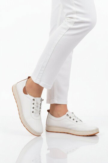Beyaz Hakiki Deri Ortopedik Kadın Casual Ayakkabı 3030 Z
