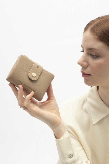 Kum Kadın Cüzdan BNT-1721