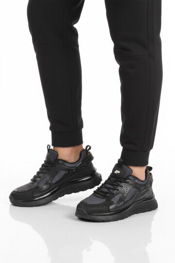 Siyah Fileli Hafif Esnek Erkek Spor Ayakkabı PCI-10105 M