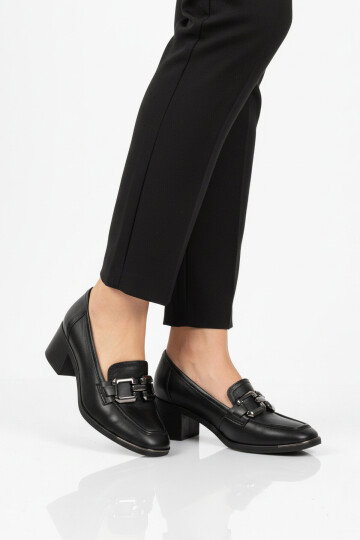 Premium Siyah Hakiki Deri Kadın Topuklu Klasik Ayakkabı 757 Z