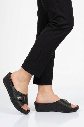 Siyah Jel Taban Hafif Anatomik Kadın Terlik 09-701 Z