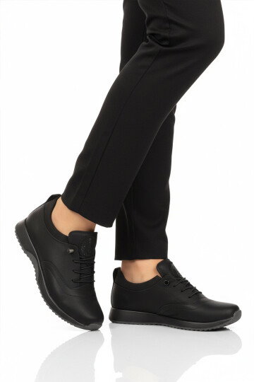 Siyah Zümrüt Lastik Bağcıklı Kadın Casual Ayakkabı 1900 Z