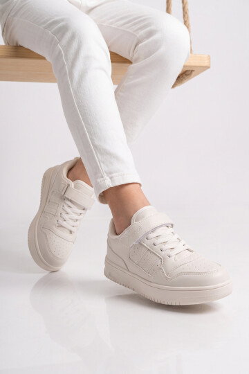 Beyaz Cırt Bantlı Unisex Çocuk Yürüyüş ve Spor Ayakkabı Sneaker Foor F
