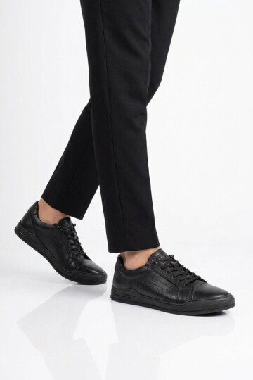 Siyah Hakiki Deri Erkek Sneaker Delikli Nefes Alabilen Casual Memory Taban M682 M
