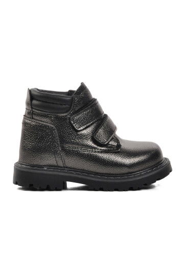 Platinum-Black Baby Boots Ctaye B