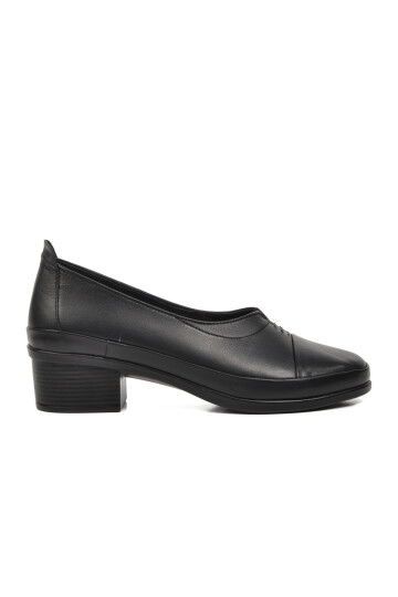 Black Genuine Leather Womens Classic Shoes 562106 Z