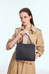 Black Womens Shoulder and Handbag US24560