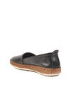 حذاء كاجوال نسائي من الجلد الطبيعي باللون الأسود 231747 Z