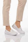 Beyaz Fileli Hafif Kolay Giyilebilir Kadın Günlük Ayakkabı PC-54698 Z