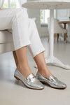 Gümüş Hafif Esnek Kadın Babet Ayakkabı 572478 Z