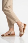 Bej Hafif Yumuşak Taban Kadın Sandalet 335333 Z