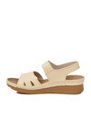 Bej Hafif Cırtlı Anatomik Kadın Sandalet 101-990 Z