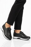 Siyah Lastik Bağcıklı Hafif Kadın Casual Ayakkabı 060 Z