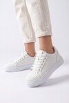 Beyaz Bağcıklı Kalın Rahat Tabanlı Erkek Casual Yürüyüş Ayakkabı Sneaker   26201 M