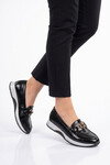 Tokalı Şık Hafif Rahat Kadın Siyah Kırışık Klasik Casual Ayakkabı Loafer 062 Z