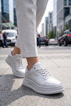 Gümüş-Gri Bağcıklı Kalın Tabanlı Unisex Yürüyüş ve Spor Ayakkabı Sneaker Code 412
