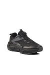حذاء رياضي رجالي أسود 04803 M